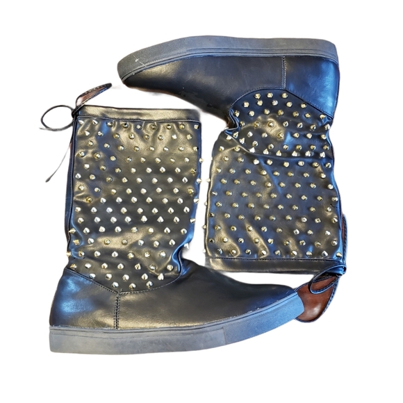 NEW Liliana Silver Studded Boots - Picture 7 of 7